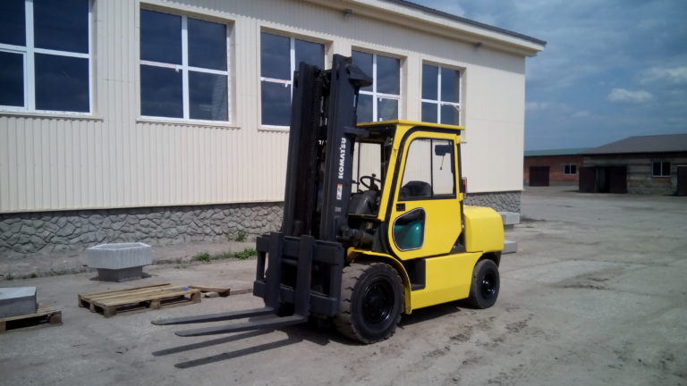 KOMATSU 5 Т