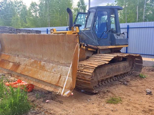 KOMATSU D61 БОЛОТНЫЙ