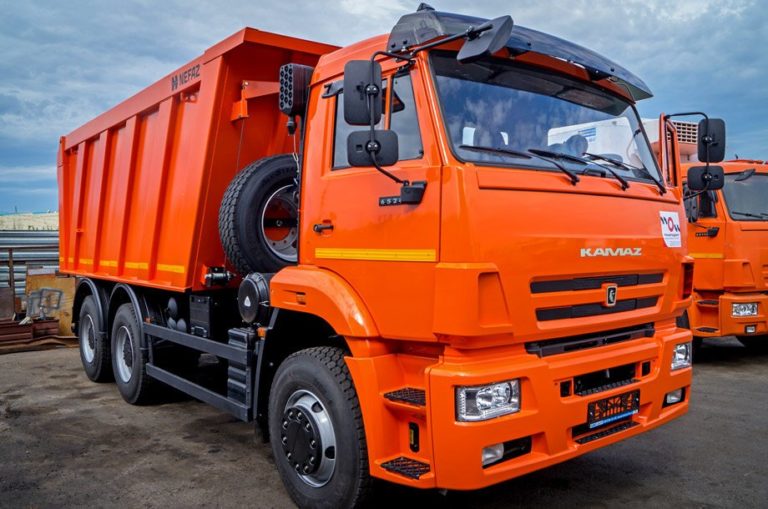 САМОСВАЛ «КАМАЗ 6520»